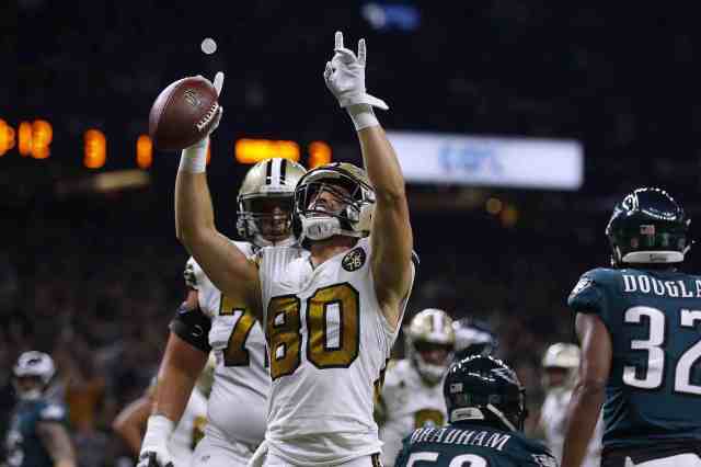 American football player Austin Carr