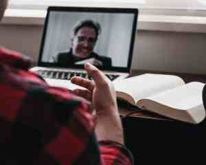 virtual bible study on the computer