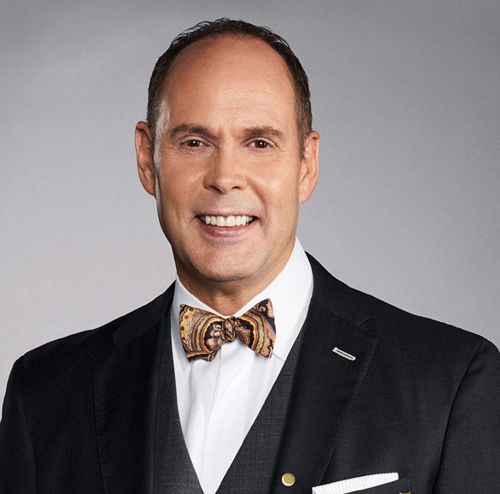 Headshot for Ernie Johnson